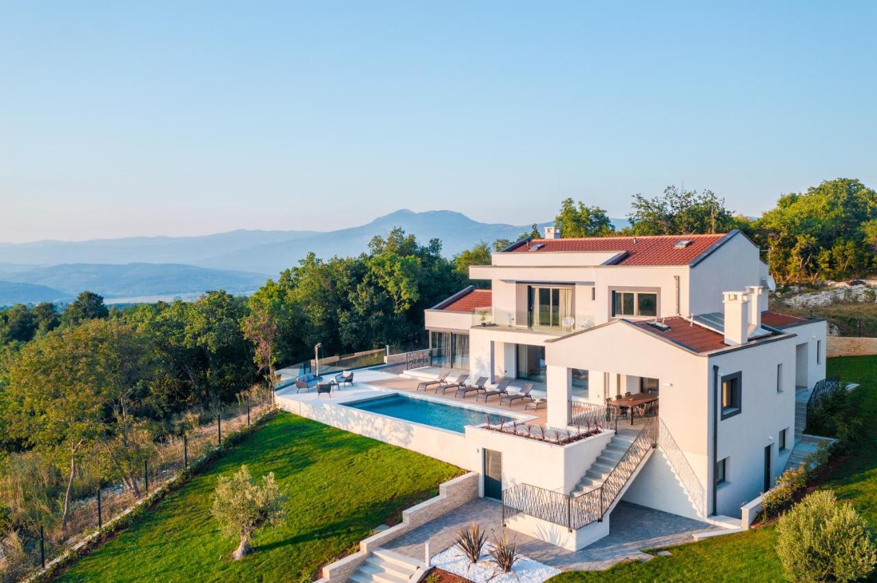 Villa La Guardia Istria ***** Šumber 外观 照片